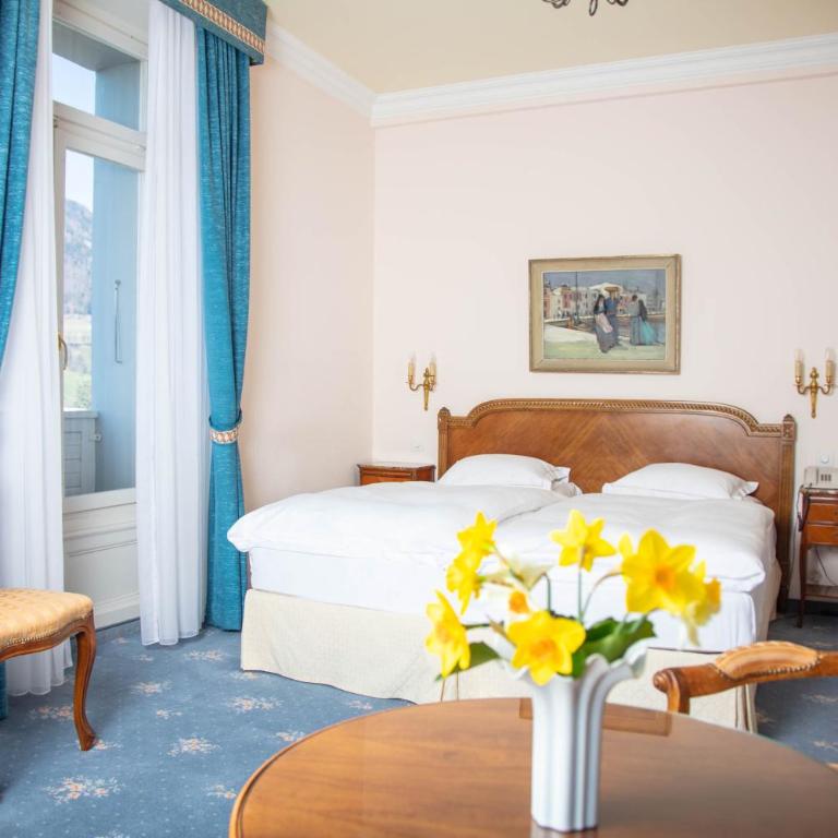 Hotel Victoria Glion - Standard Doppelzimmer mit Seeblick - 4
