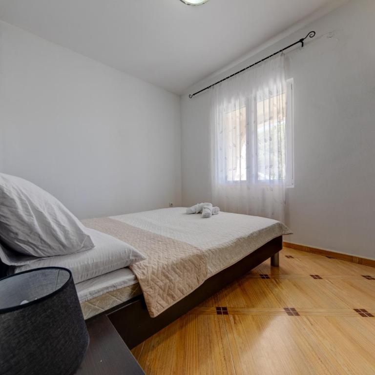 Apartments Casa Bella - One-Bedroom Apartment - 3