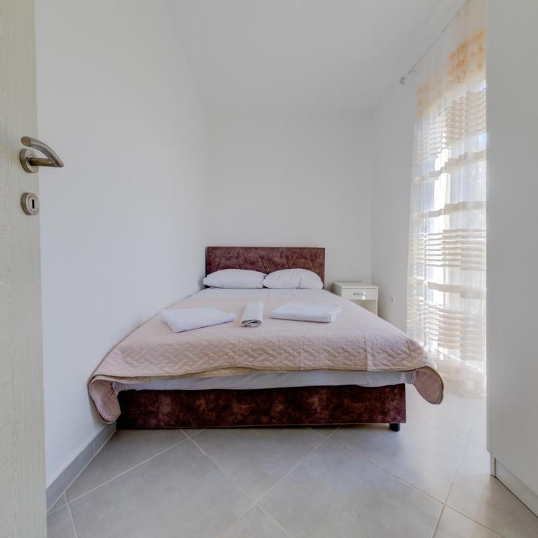 Apartments Casa Bella - Two-Bedroom Apartment - 4