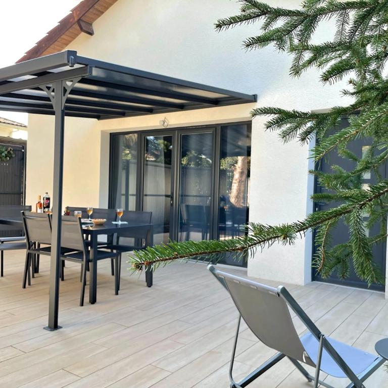 Domaine La Castilha - Maison 4 Chambres - 11