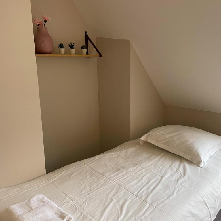 Maison des fleurs - Chambre Familiale - 2