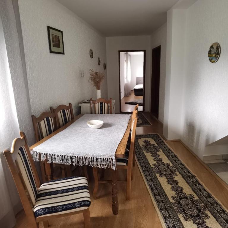 Apartmani Trio - Apartman sa 2 Spavaće Sobe - 11