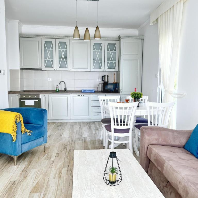 Yourhome beach first line - Deluxe One-Bedroom Apartment with Terrace and Sea View - 23