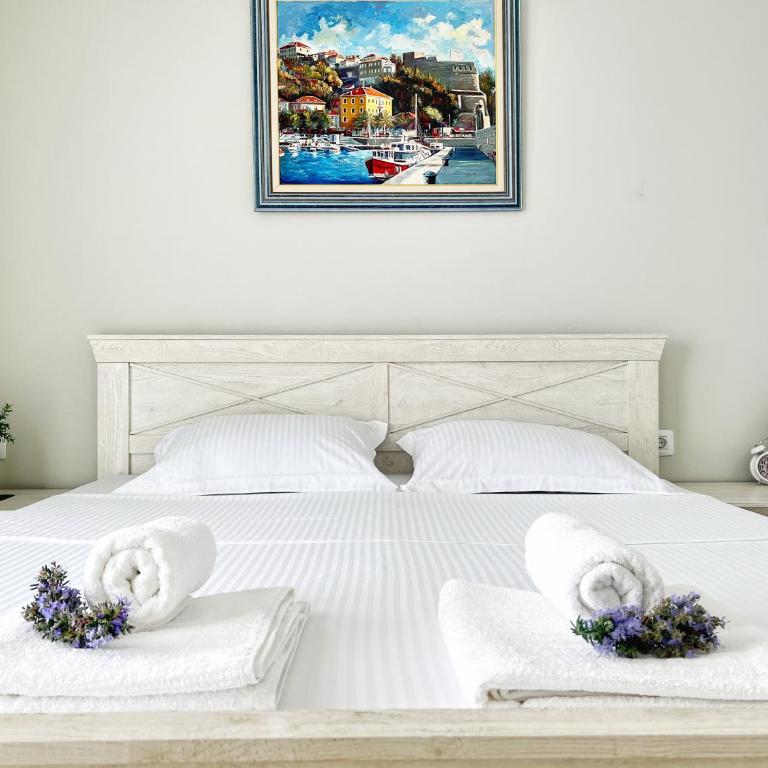 Yourhome beach first line - Deluxe One-Bedroom Apartment with Terrace and Sea View - 29