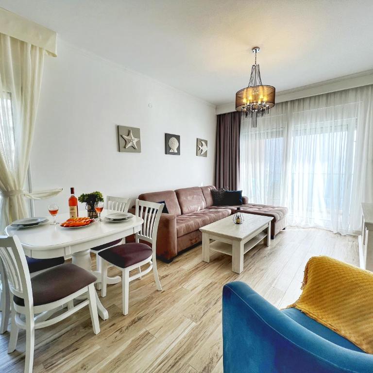 Yourhome beach first line - Deluxe One-Bedroom Apartment with Terrace and Sea View - 33