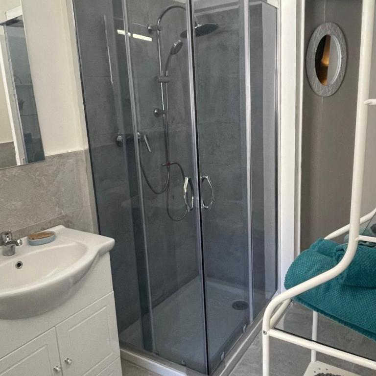 B&B Doralice - Double Room with Balcony - 13
