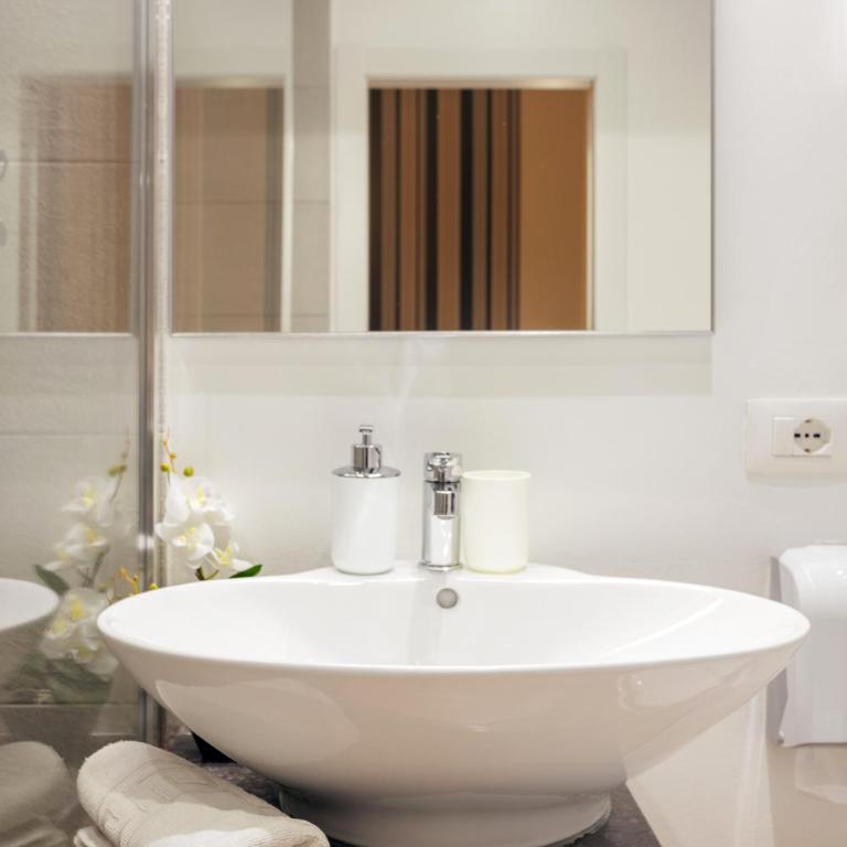 Palermo Bella Rooms - Double Room with Private Bathroom - 15