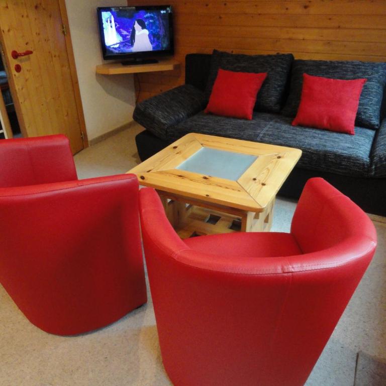 Résidence Tarcianne - Two-Bedroom Apartment / B 03 - 1