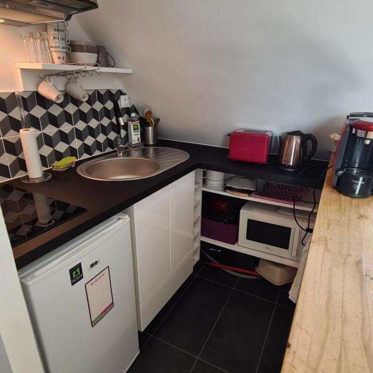 Appartement Cœur de Paris avec vue sur les toits - One-Bedroom Apartment - 5