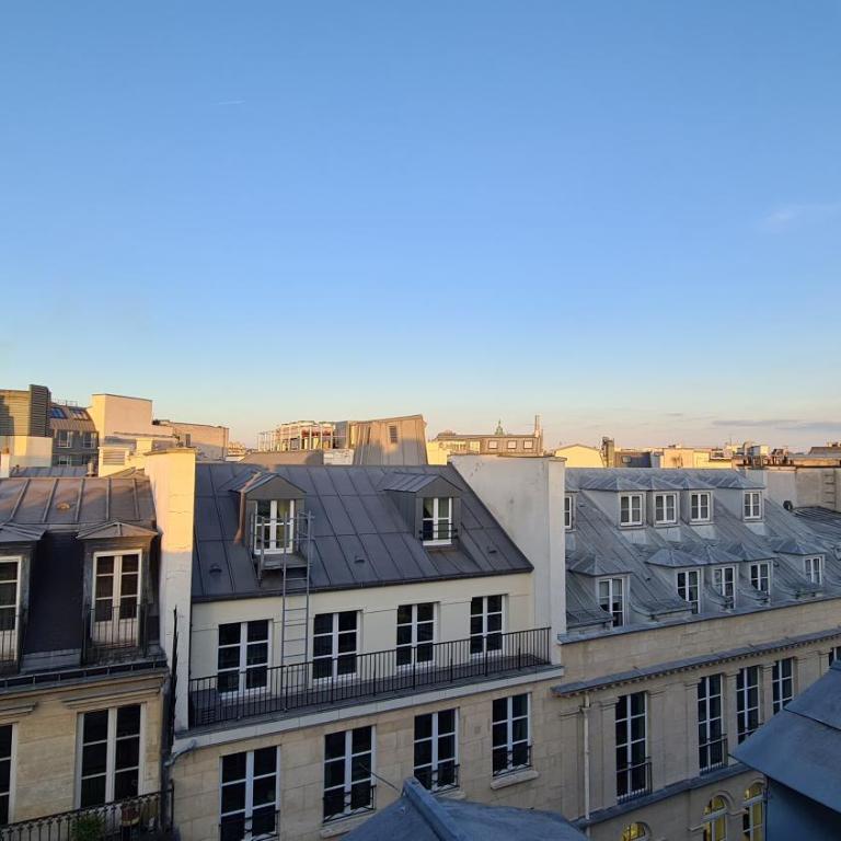 Appartement Cœur de Paris avec vue sur les toits - One-Bedroom Apartment - 13