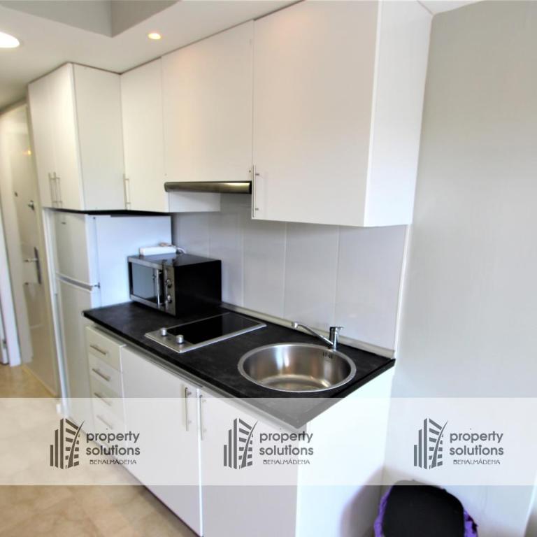 Los Patos II Apartamentos - A 300 m de playa - Piscina - PARKING GRATIS - EXCELENTE CONEXION WIFI - One-Bedroom Apartment - 11