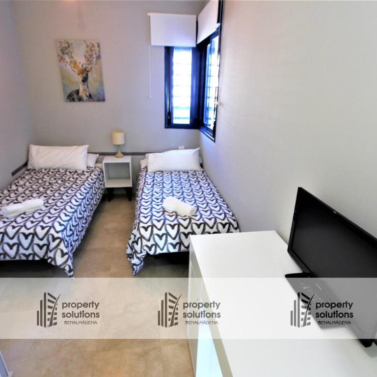 Los Patos II Apartamentos - A 300 m de playa - Piscina - PARKING GRATIS - EXCELENTE CONEXION WIFI - One-Bedroom Apartment - 13