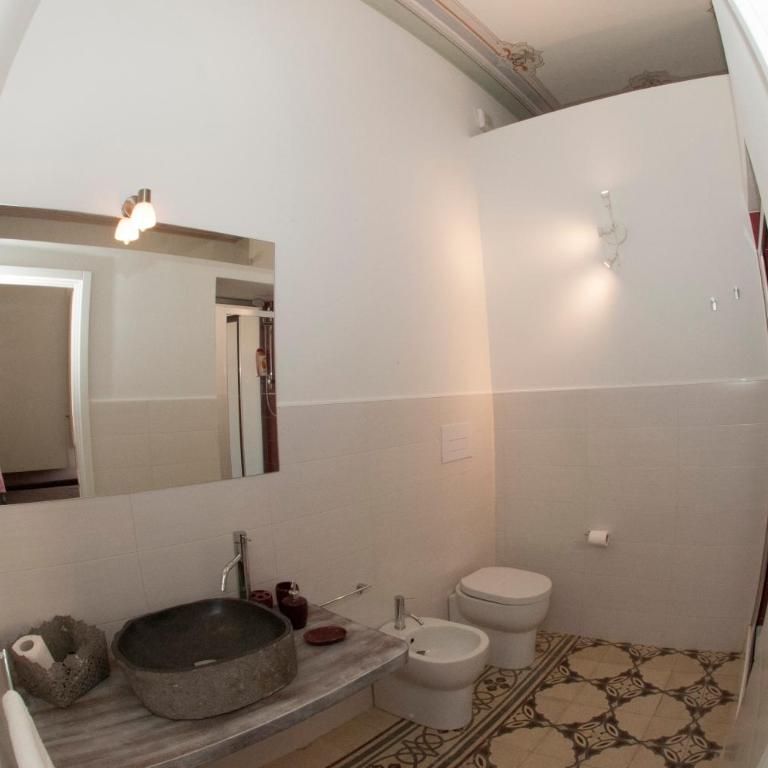 Rooms and Breakfast GranVeliero - Deluxe Room - 4