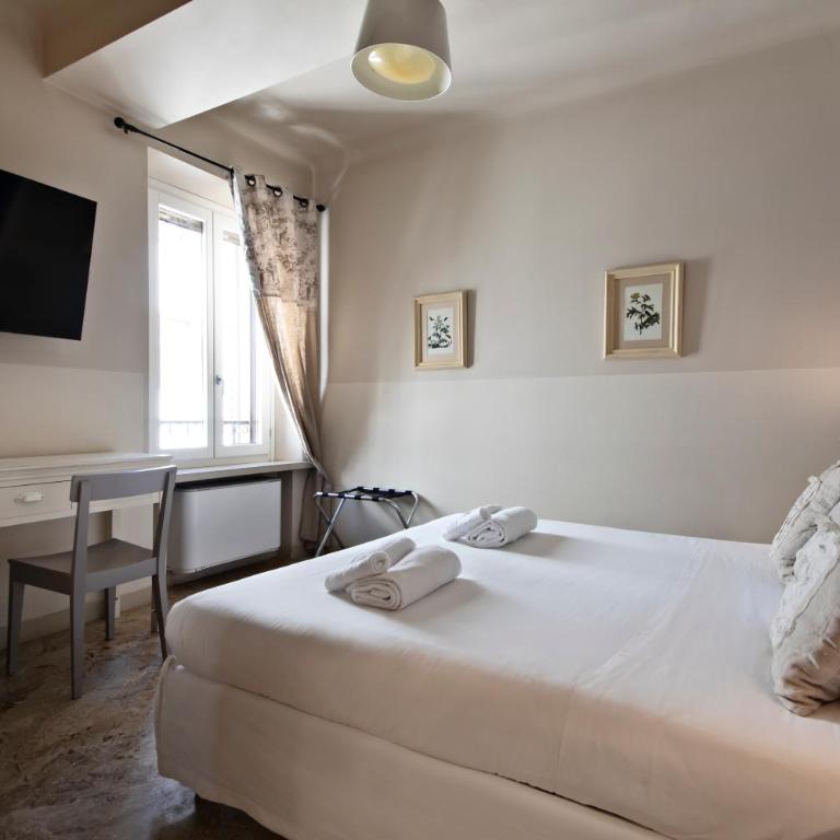 Hotel Broletto Mantova - Centro Storico - Camera Matrimoniale - 3