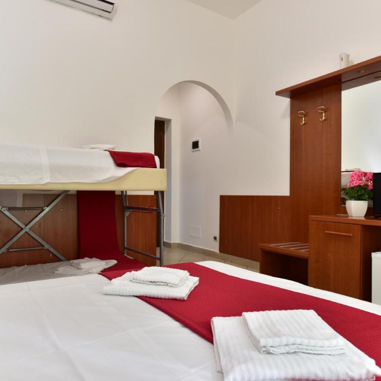 B&B Rome Terminal House - Vierbettzimmer - 10