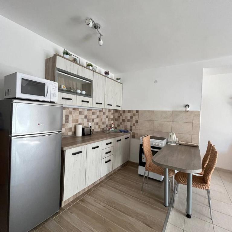 Apartment Azalea of Budva - Apartman sa 1 Spavaćom Sobom - 4