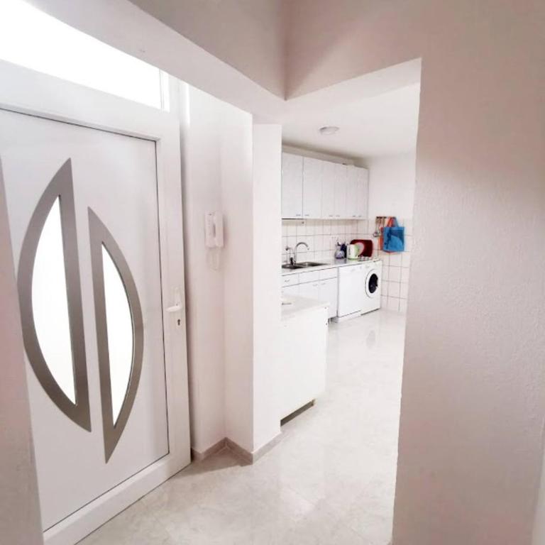 Apartman Square - Two-Bedroom Apartment - 23