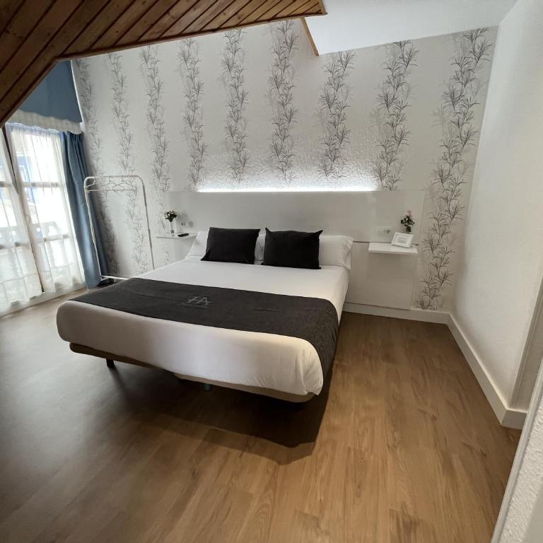 Hotel Avelina - Doble Superior - 4