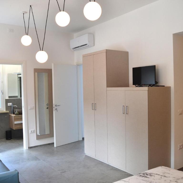 IRIS AR holiday-home - King Studio with Sofa Bed - 3