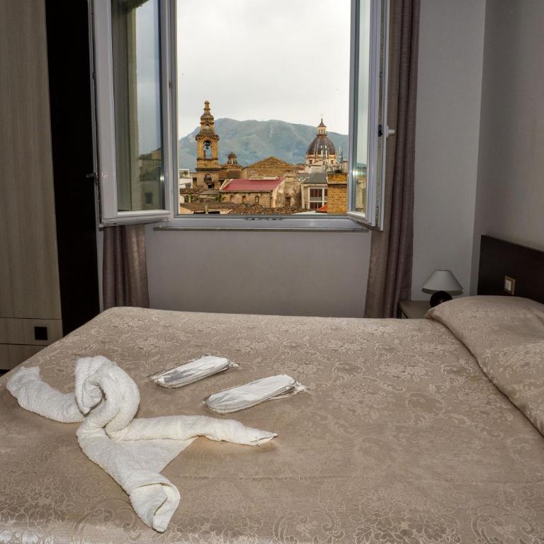 Le Cupole Decò - Camera Deluxe Matrimoniale/Doppia con Letti Singoli con Vista Città - 3