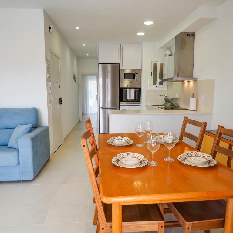 Sitges with pool near beach by Hello Homes Sitges - Apartamento de 2 dormitorios - 28