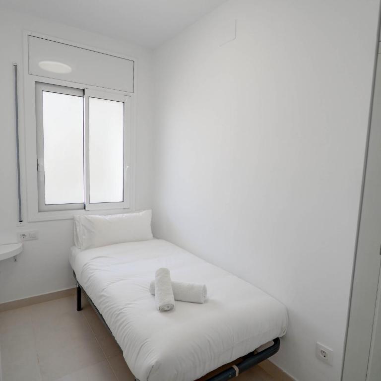 Sitges with pool near beach by Hello Homes Sitges - Apartamento de 2 dormitorios - 46