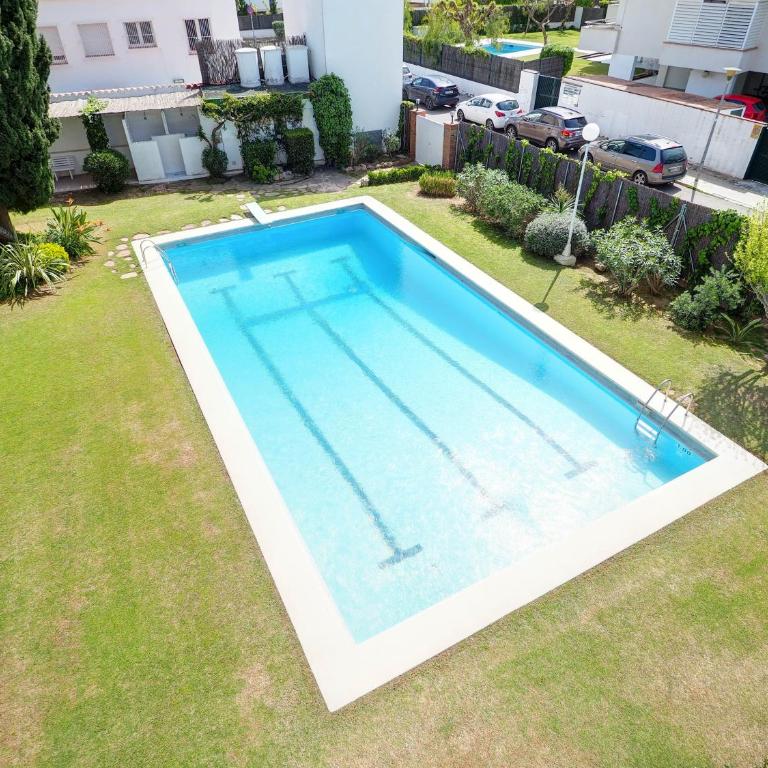 Sitges with pool near beach by Hello Homes Sitges - Apartamento de 2 dormitorios - 2