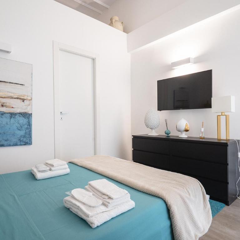 Fourooms Bari - Sparano - Double Room with Balcony - 4