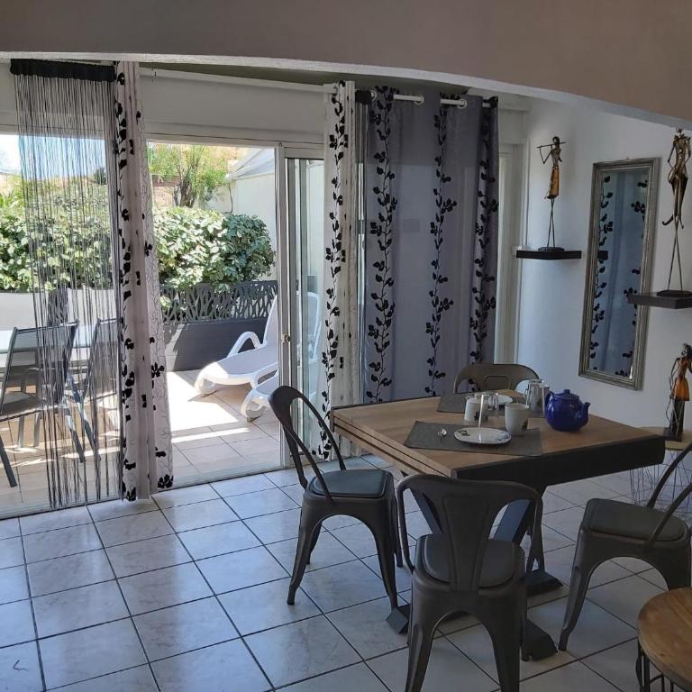 Villa Village Naturiste Farel - One-Bedroom Apartment - 10