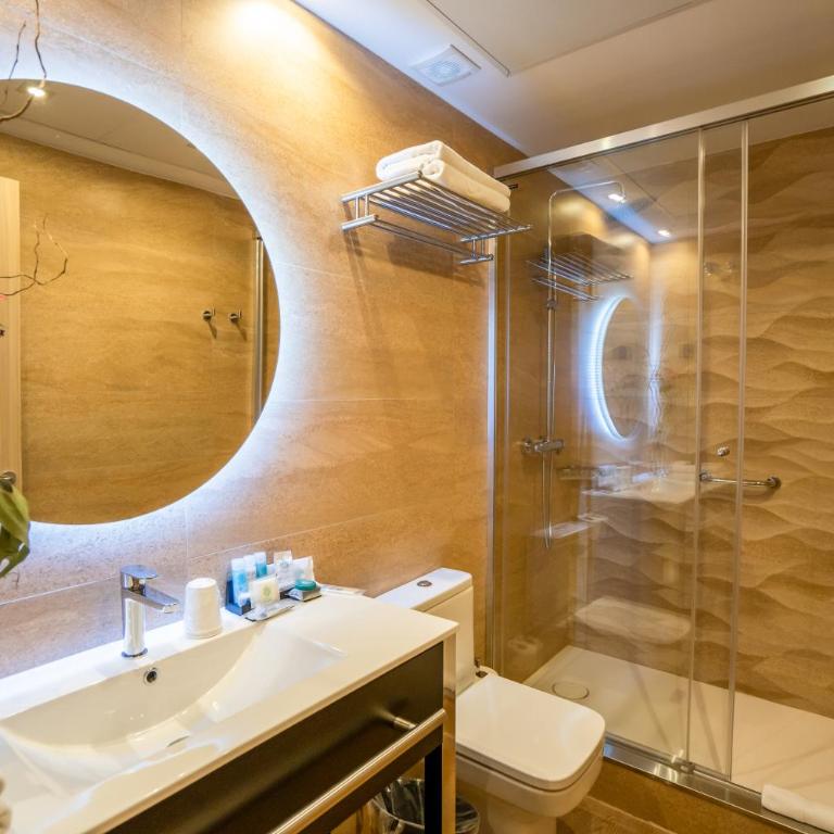 Hotel Rialto - Double or Twin Room - 7