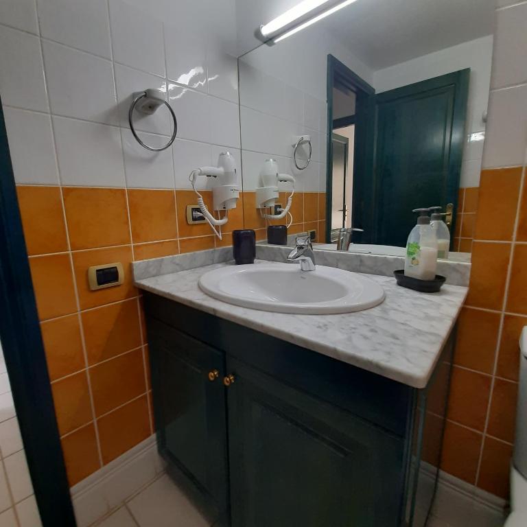 Las Moreras Playa Blanca - Three-Bedroom Townhouse - 16