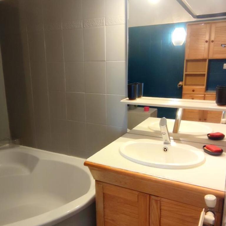 Appartement 2 chambres avec vue au pied des pistes - Appartamento con 2 Camere da Letto - 23