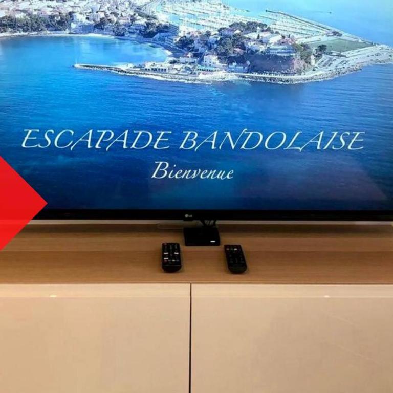 Escapade Bandolaise, 100 mètres de la plage - Studio - 12