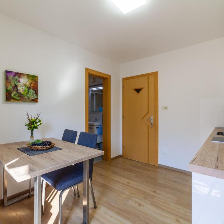 Residence Sonja - Appartamento con Balcone - 13