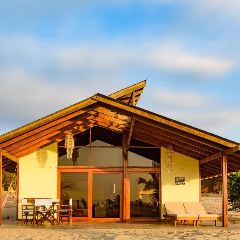 Wallac Bungalows Canoas de Punta Sal - One-Bedroom House - 8