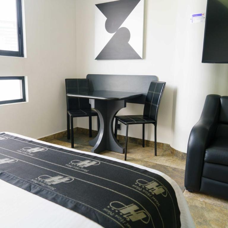 Hotel Ibiza Plaza - Standard King Room - 21
