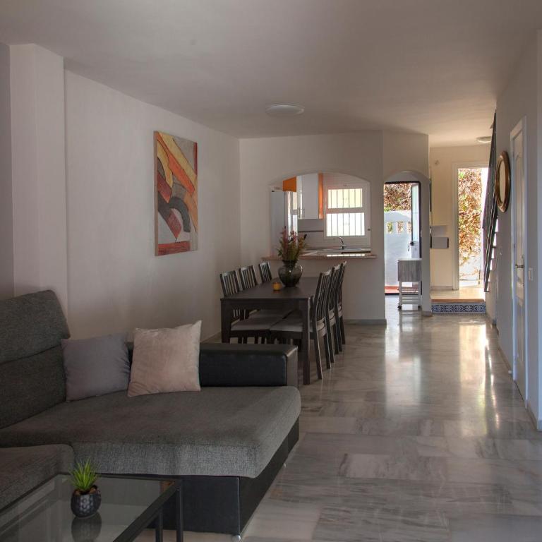 Agradable adosado con piscina la Hidalga - Casa de 2 dormitorios - 13