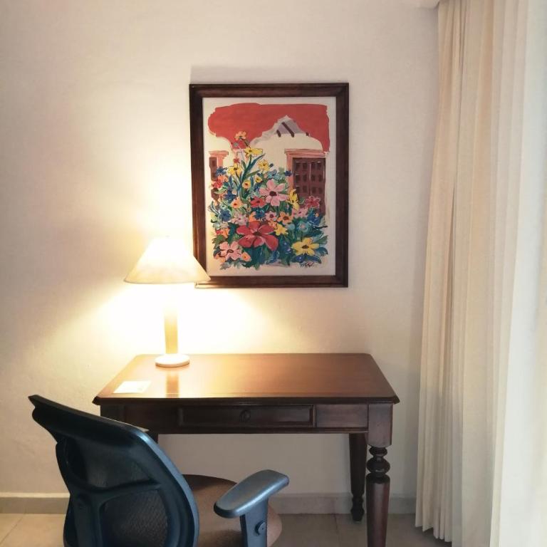 Holiday Inn Merida by IHG - Standard Room - 4