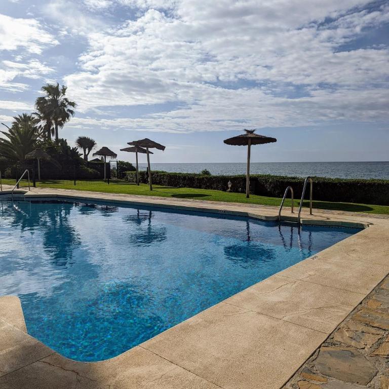Mijas Beach Penthouse - Apartamento con vistas a la piscina - 35