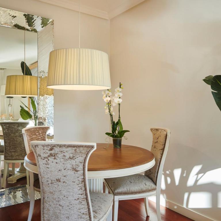 Deluxe Apt-Views to historic Maria Cristina Hotel - Apartamento con vistas al mar - 18