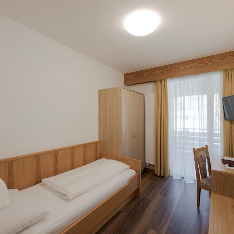 Hotel Theresia - Camera Singola con Doccia - 1