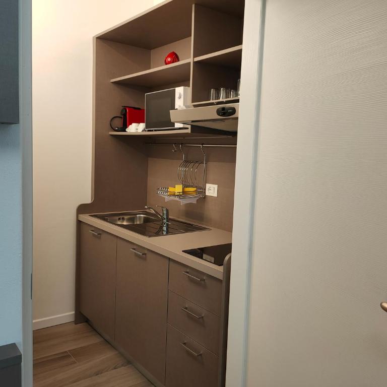 IRIS AR holiday-home - Studio with Lake View - 6
