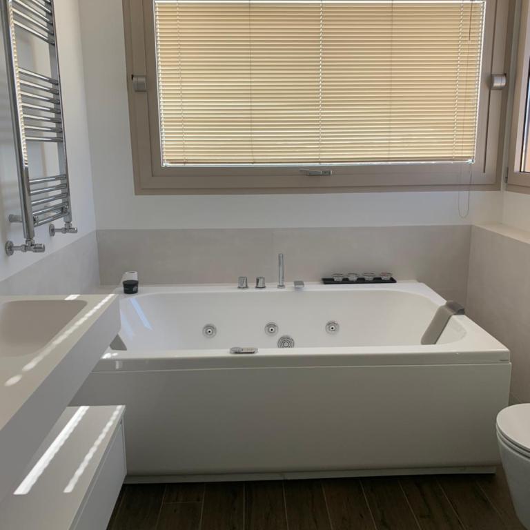 Appartamento in Villa con idromassaggio - Villa con 3 Camere da Letto - 30