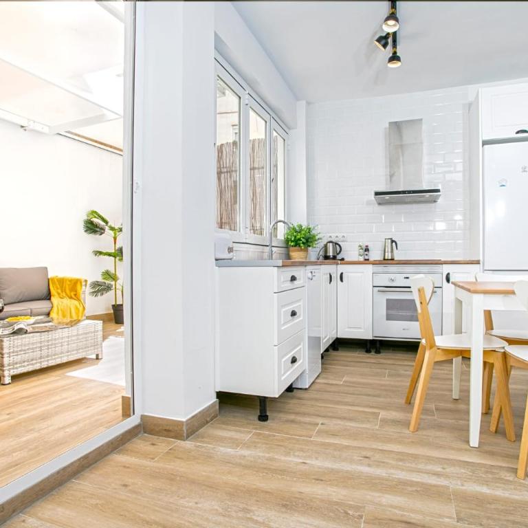 Precioso apartamento con Patio - Apartamento de 2 dormitorios - 7