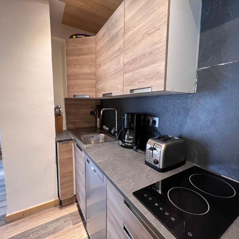Sapaudia G - Appartement skis aux pieds, belle vue - Appartamento con Vista Montagna - 5
