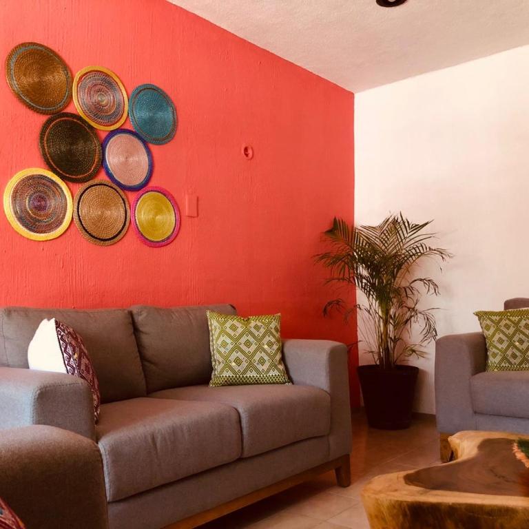 Villa Bugambilia Colonial Charm with Spacious Design and Private Pool Five Minutes from Downtown - Three-Bedroom Villa - 17