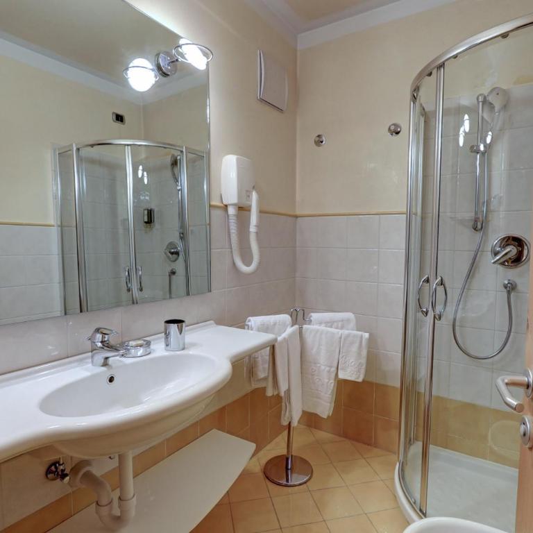 Leading Relax Hotel Maria - Suite con Balcone - 4