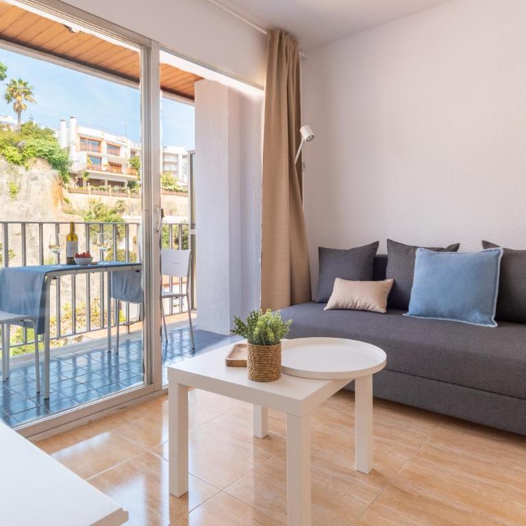 New BORODIN FAMILY AB - Apartamento de 2 dormitorios con balcón - 8
