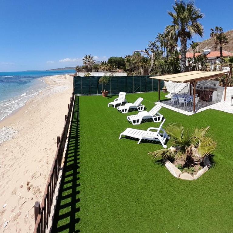 Villa Regina del Mare - Top solarium and garden - Villa - Beach Front - 1