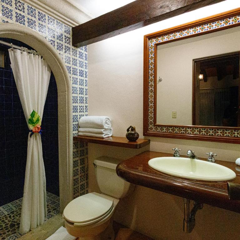 Hotel Lunata - 5th Avenue - Queen Room - 8